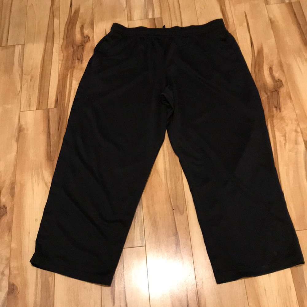 Men’s Champion Black Athletic Pants   XL - 30L